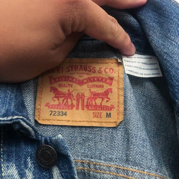 Levi Strauss & Co Women's Medium Denim Jean Jacket, 72334 - Picture 4 of 7